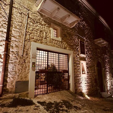 Le Camere Dell'Emiro Castronuovo di Sicilia Bagian luar foto