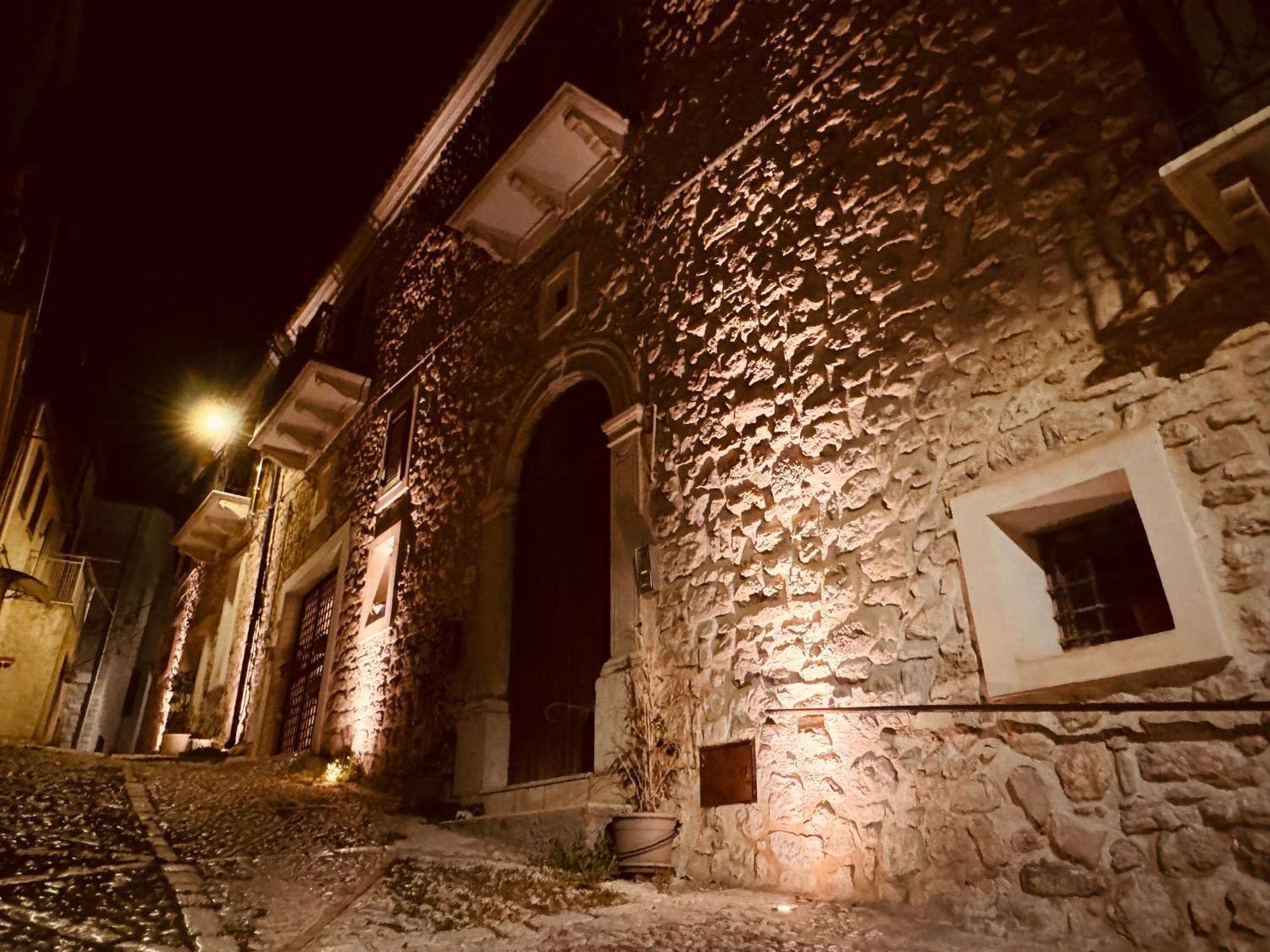 Le Camere Dell'Emiro Castronuovo di Sicilia Bagian luar foto